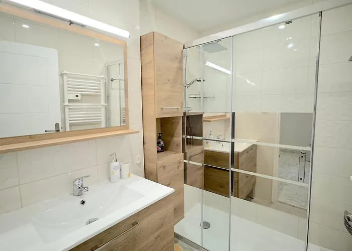 Beau 3p à 4 Min Des Plages Centre Juan Les Pins