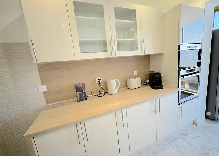 Beau 3p à 4 Min Des Plages Centre Juan Les Pins