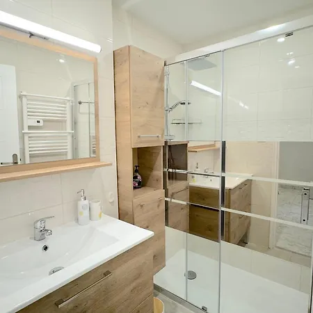 Beau 3p A 4 Min Des Plages Centre Juan Les Pins